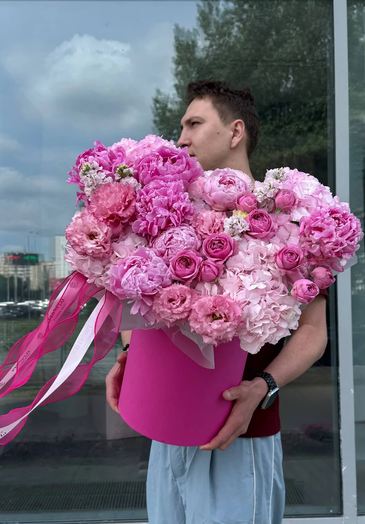 Цветы на первое свидание: как не ошибиться и произвести впечатление