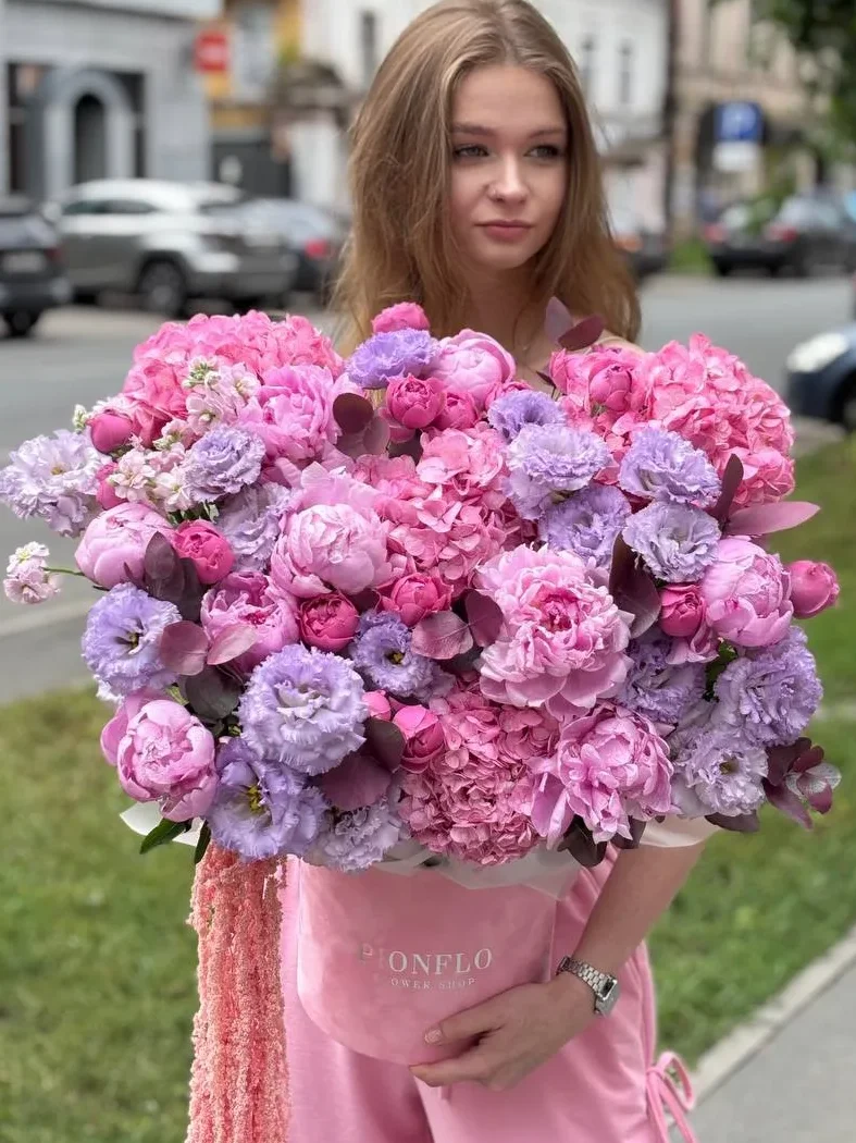 WOW - букеты!    Композиция 15000р                                                   