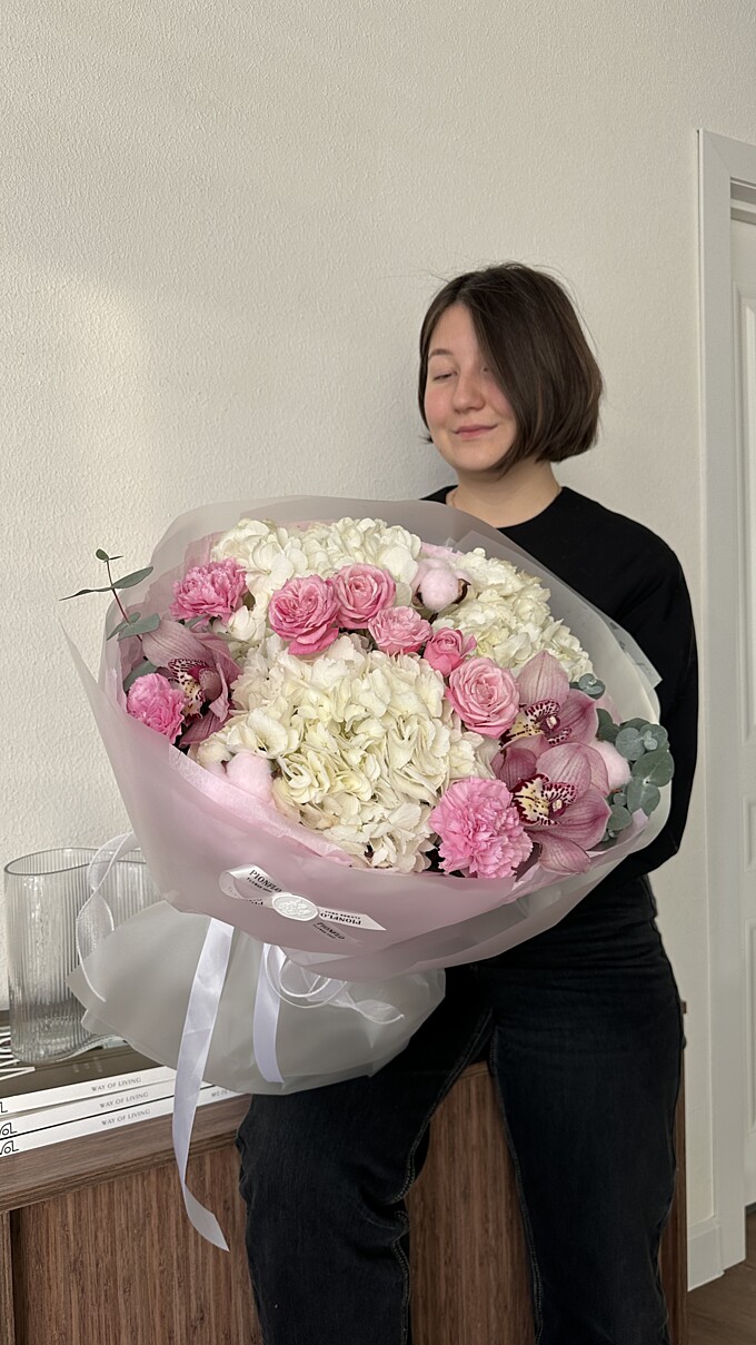  Букет  Атласная нежность