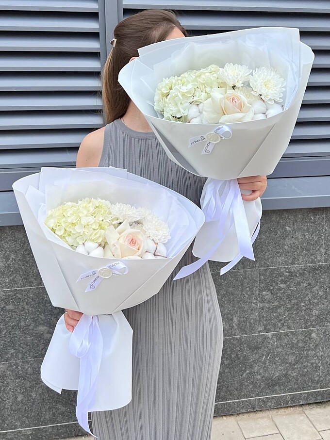  Белоснежные сестрички