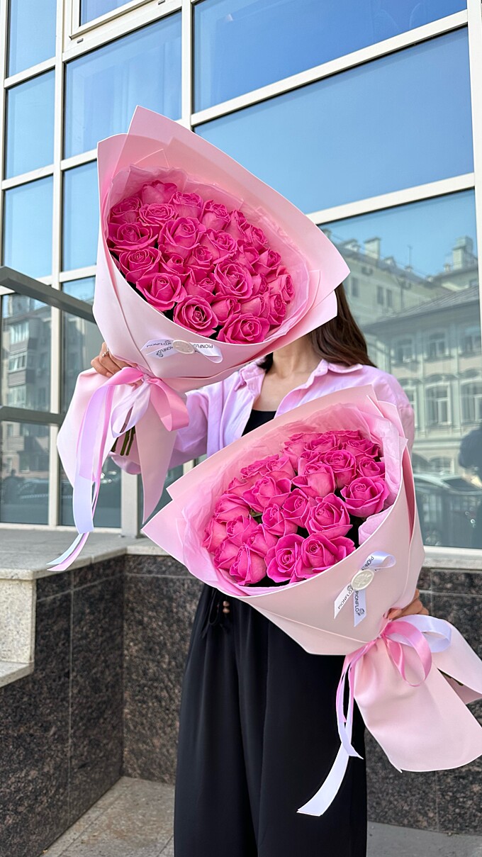  Букет из розовых роз