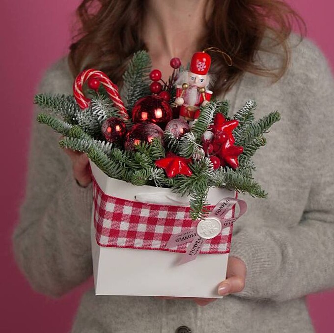  Новогодняя композиция №1