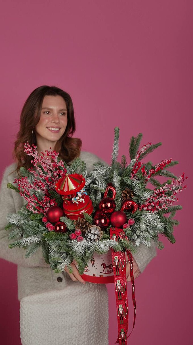  Композиция с музыкальной шкатулкой от PIONFLO