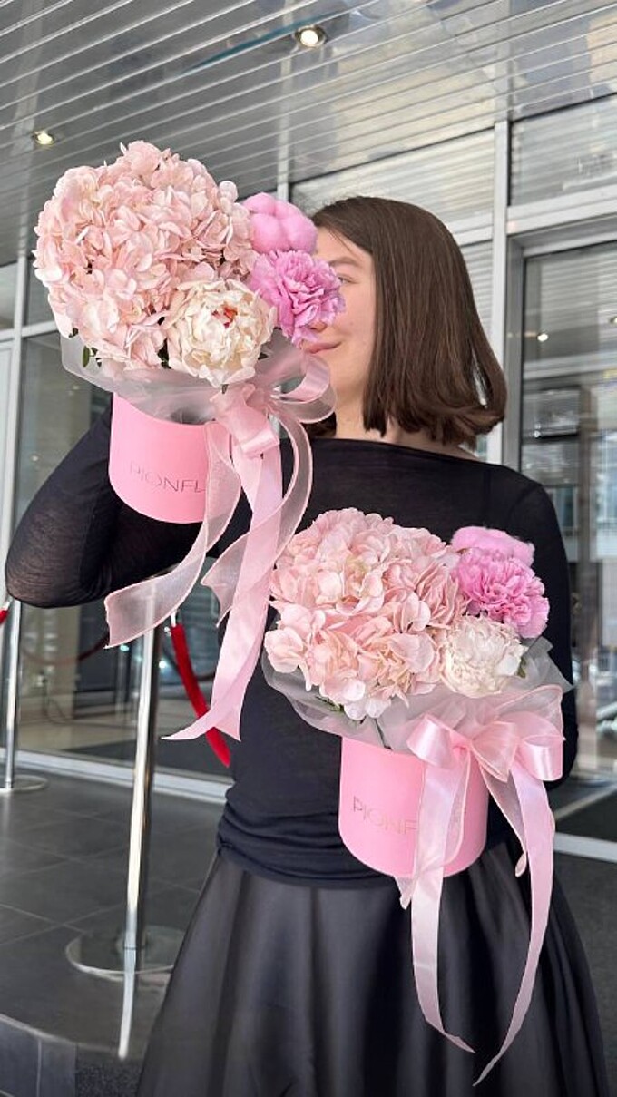  Композиция с пионом