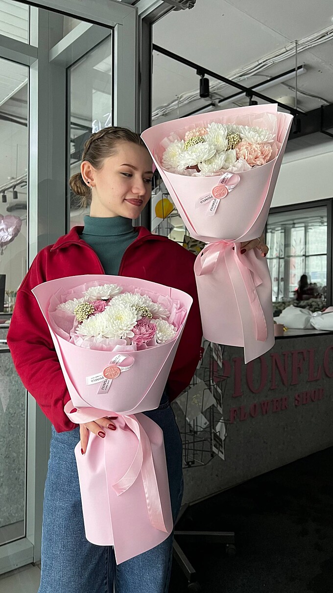  Мини-букет с хризантемой PIONFLO