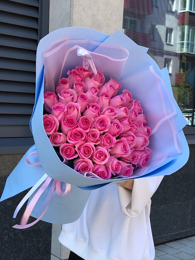  Букет  Моно-букет из 51 розовой розы