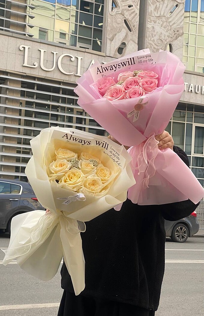  Моно-букеты с розами