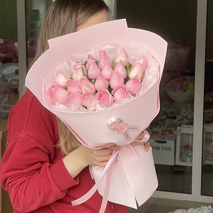  Нежность роз из Кении