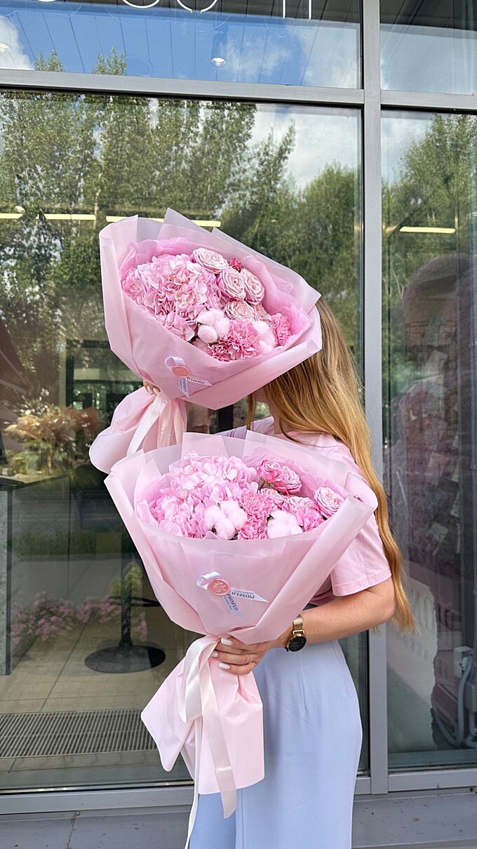  Нежный букет сборных цветов