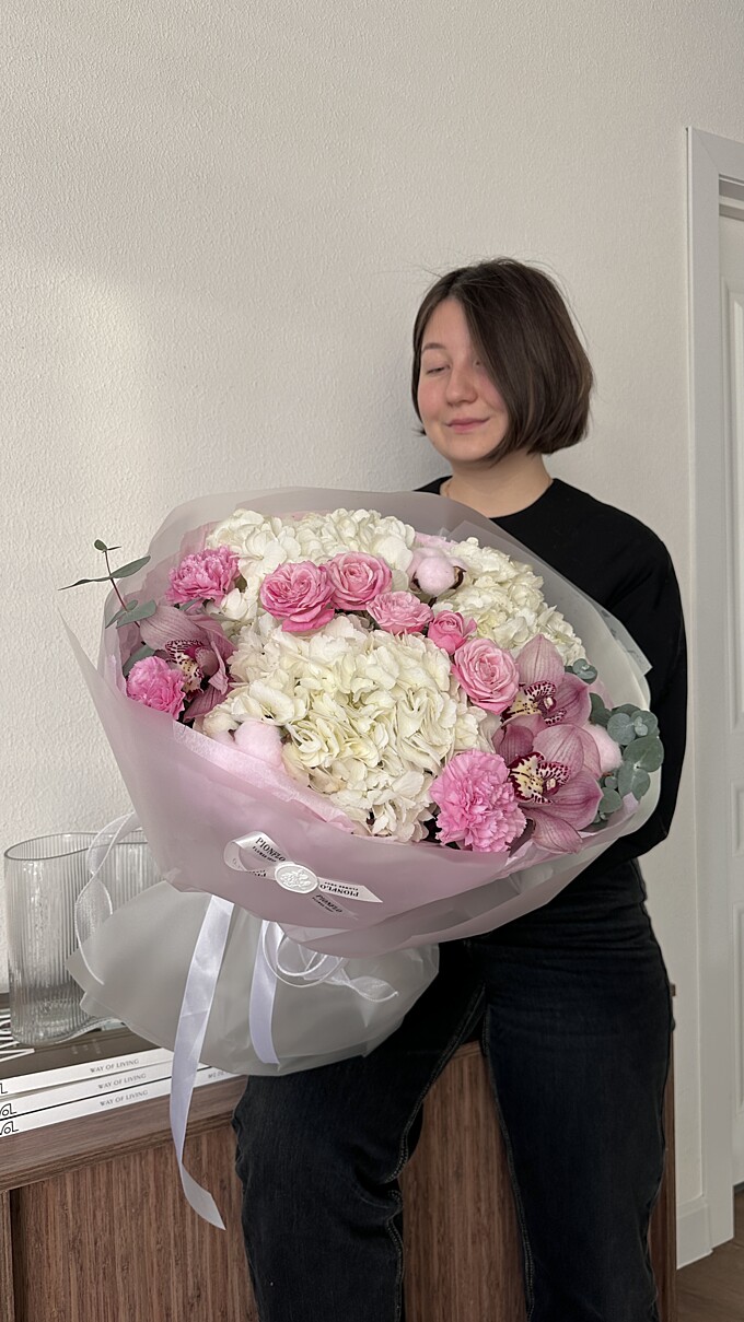  Очаровательный букет для нее от PIONFLO