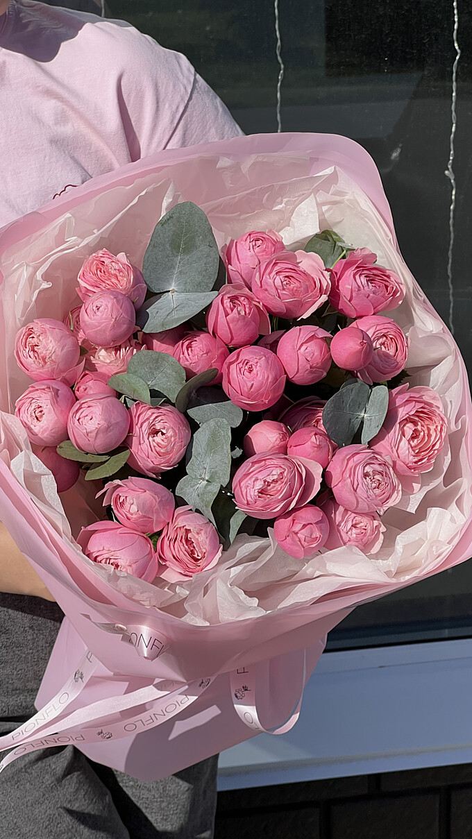  Букет  Пионовидные розы