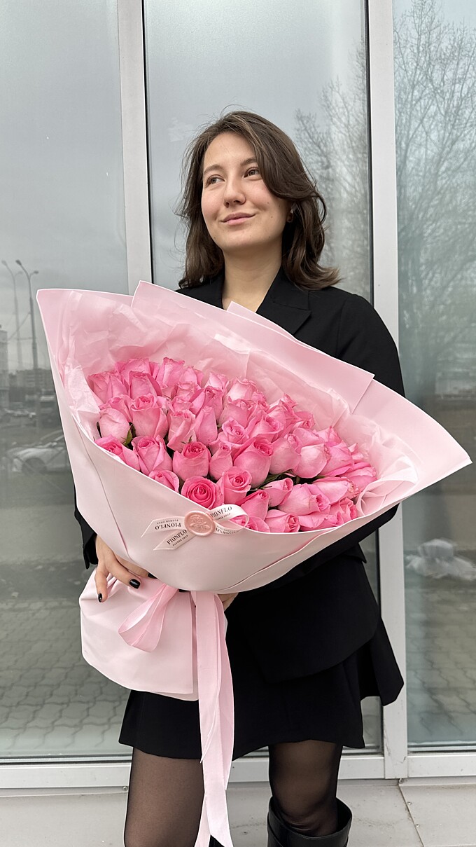  Розовые розы