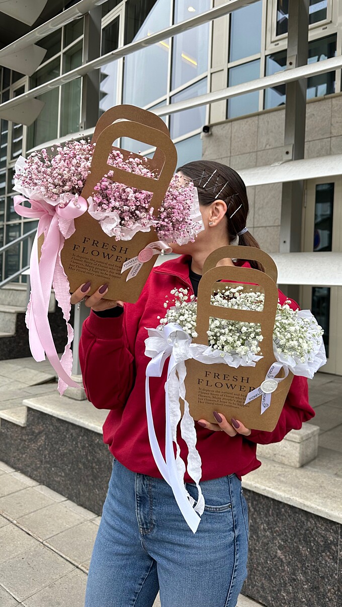  Сумочка с гипсафилой