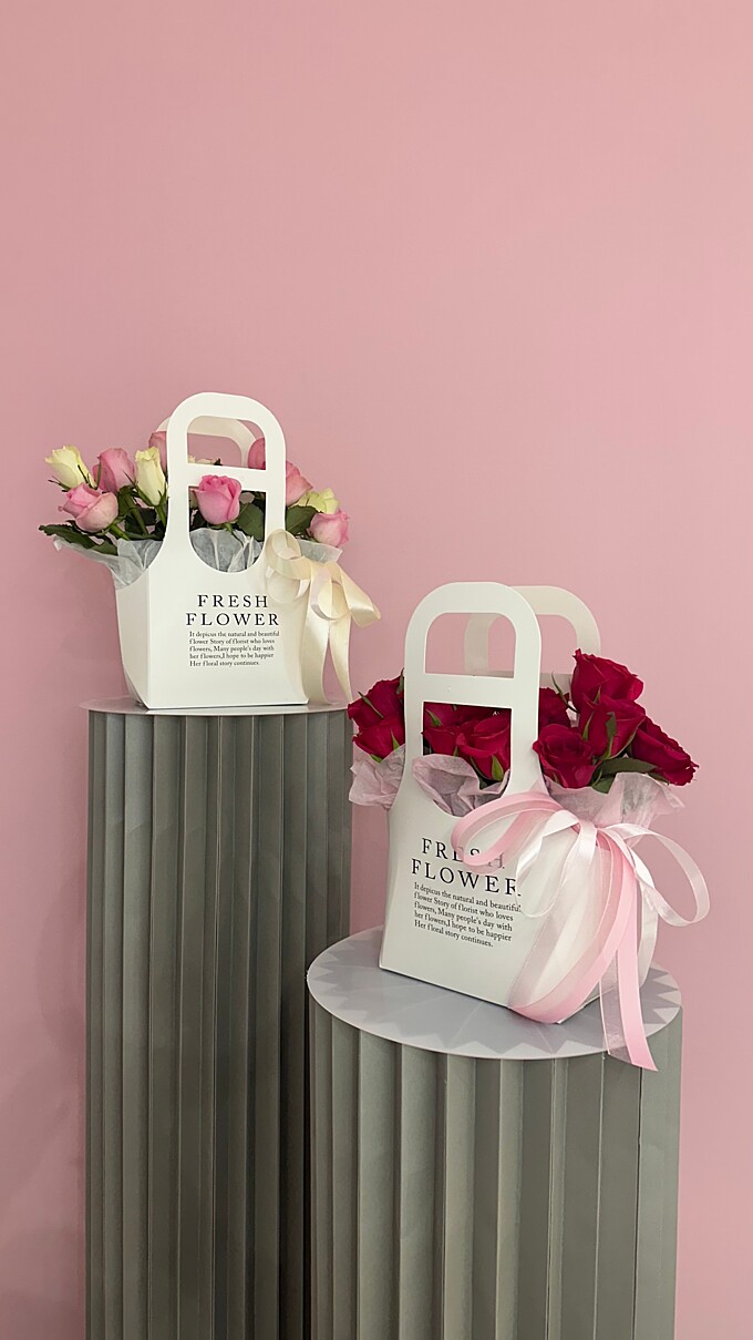  Сумочки с кенийской розой