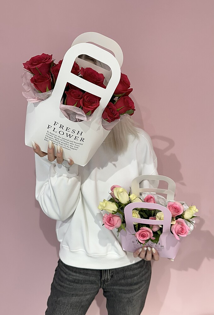  Сумочки с кенийской розой