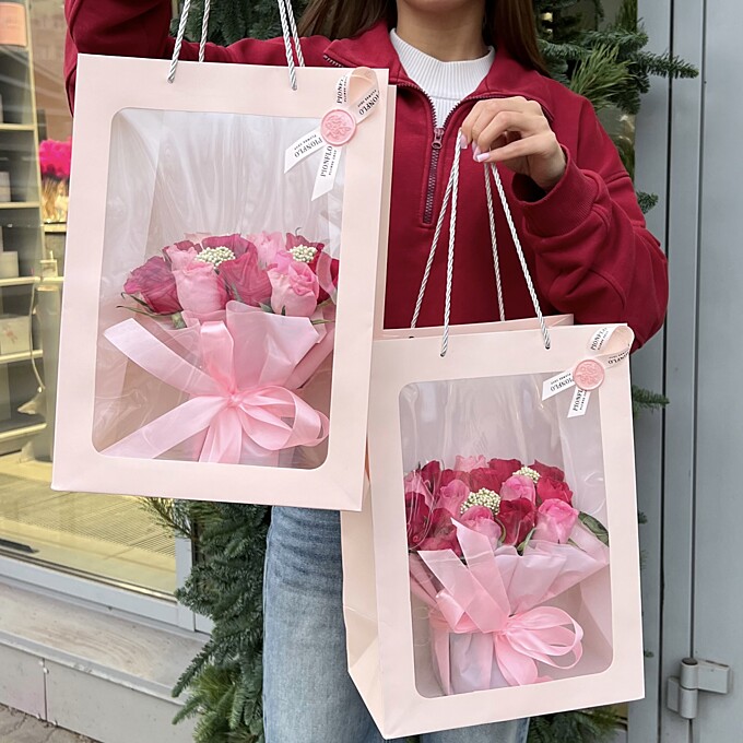  Сумочки с розовыми и малиновыми розами