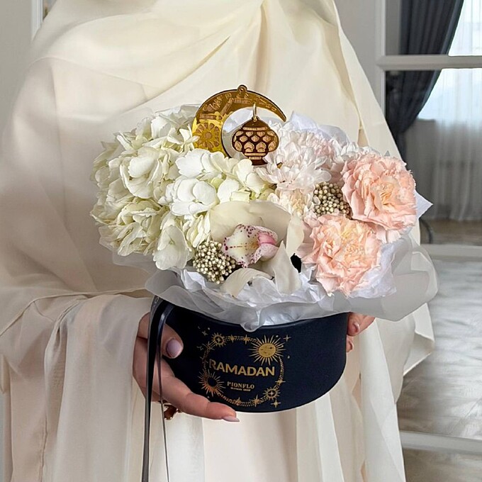  Светлое сочетание