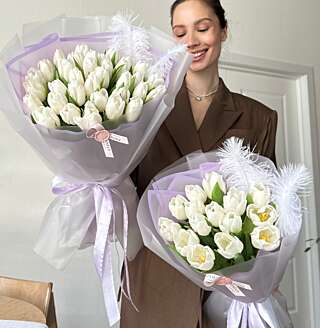 Белые тюльпаны к празднику