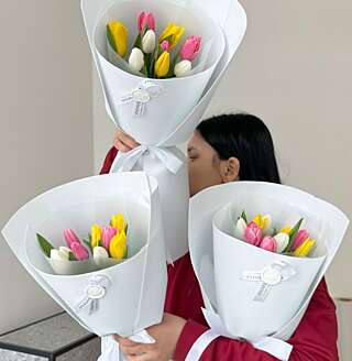 Букет из 9 тюльпанов