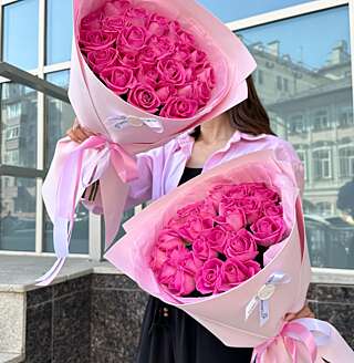 Букет из розовых роз