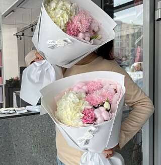 Чудесные сестрички на 8 марта