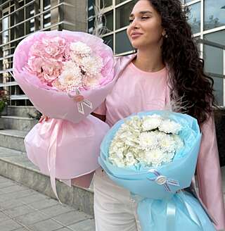 Гортензии и хризантемы