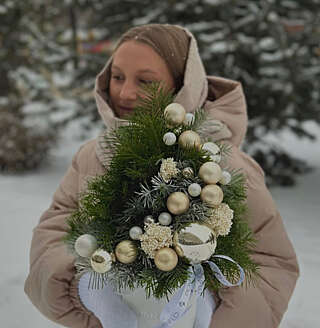 Смех и звон колокольчиков